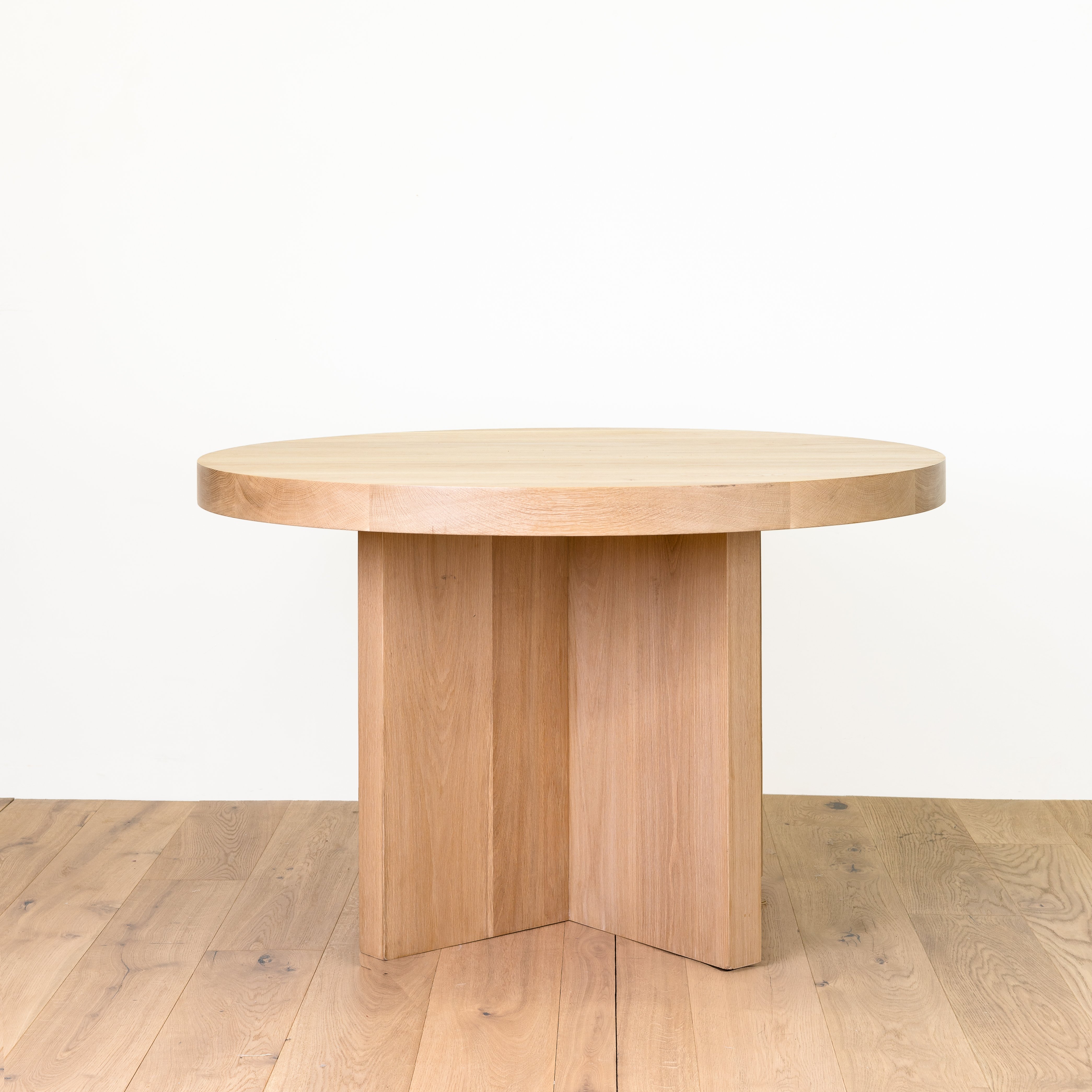 ALL-SORTS-OF-SHOPPE-GEORGE-DINING-TABLE