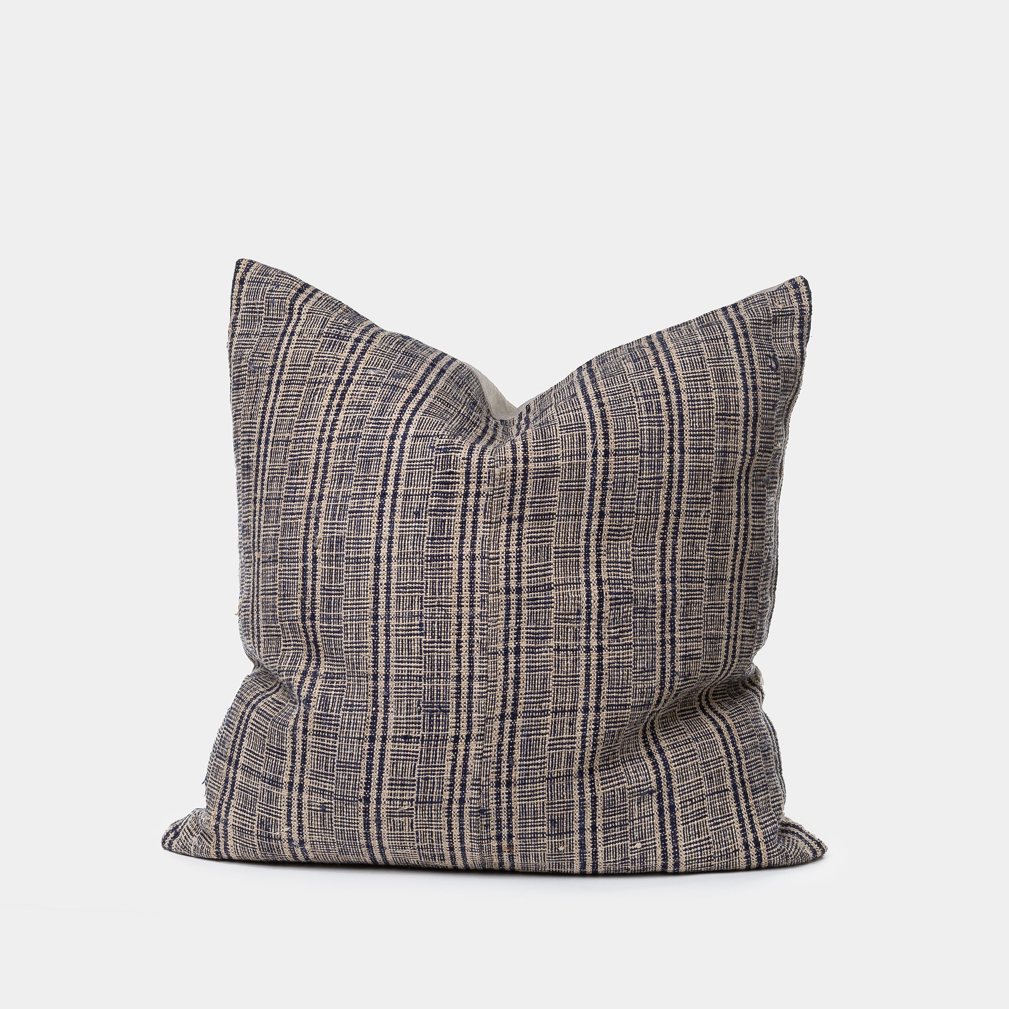 ALL-SORTS-OF-SHOPPE-HALYN-PILLOW