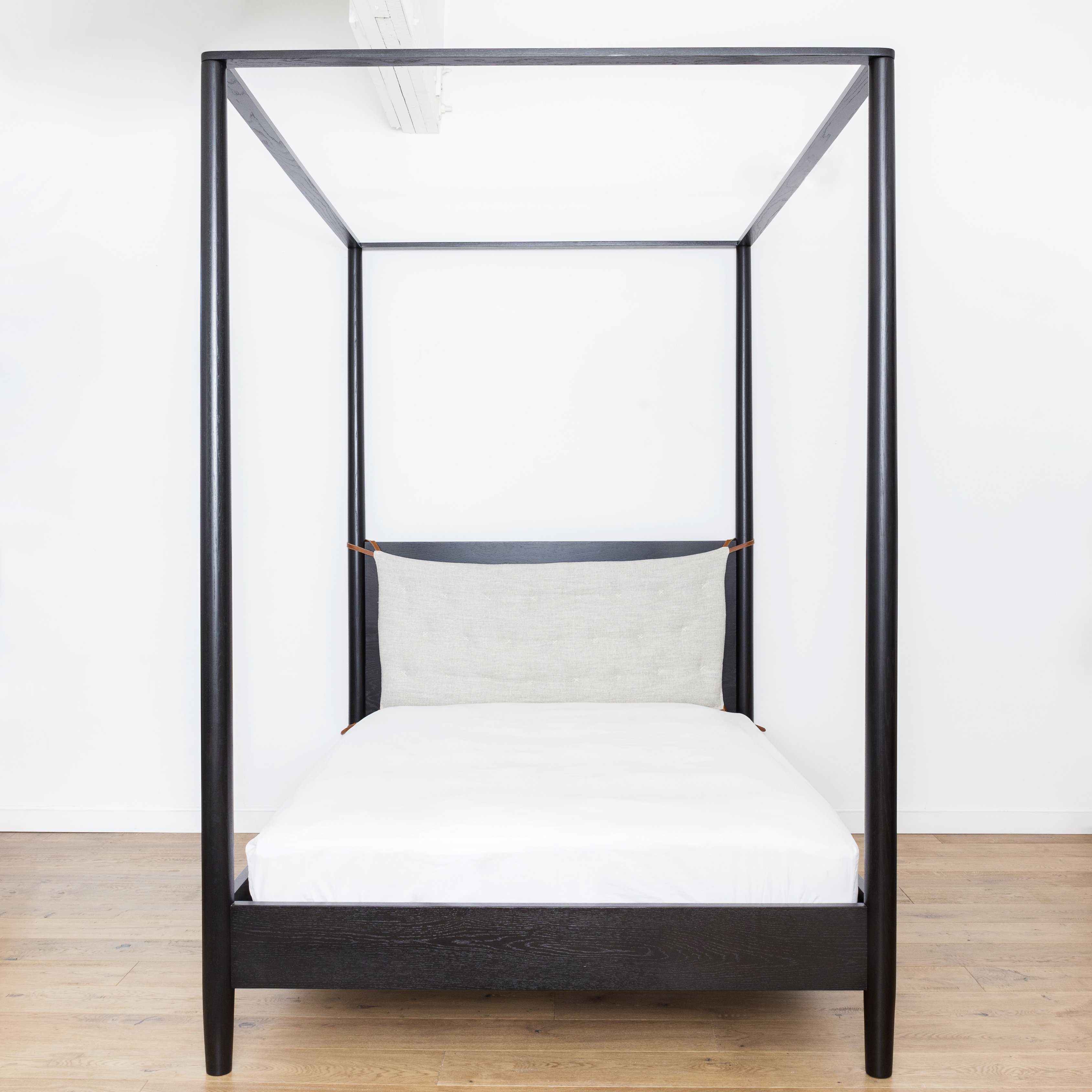ALL-SORTS-OF-SHOPPE-PENNY-CANOPY-BED