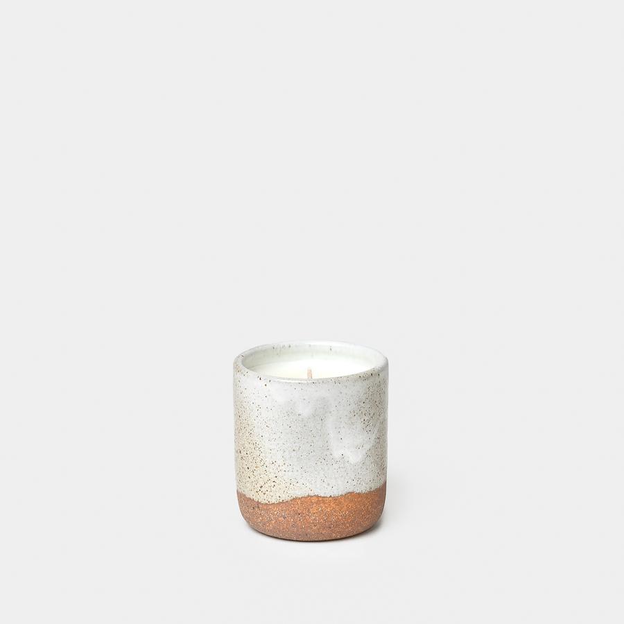 ALL- SORTS-OF-MOOREA-CANDLE