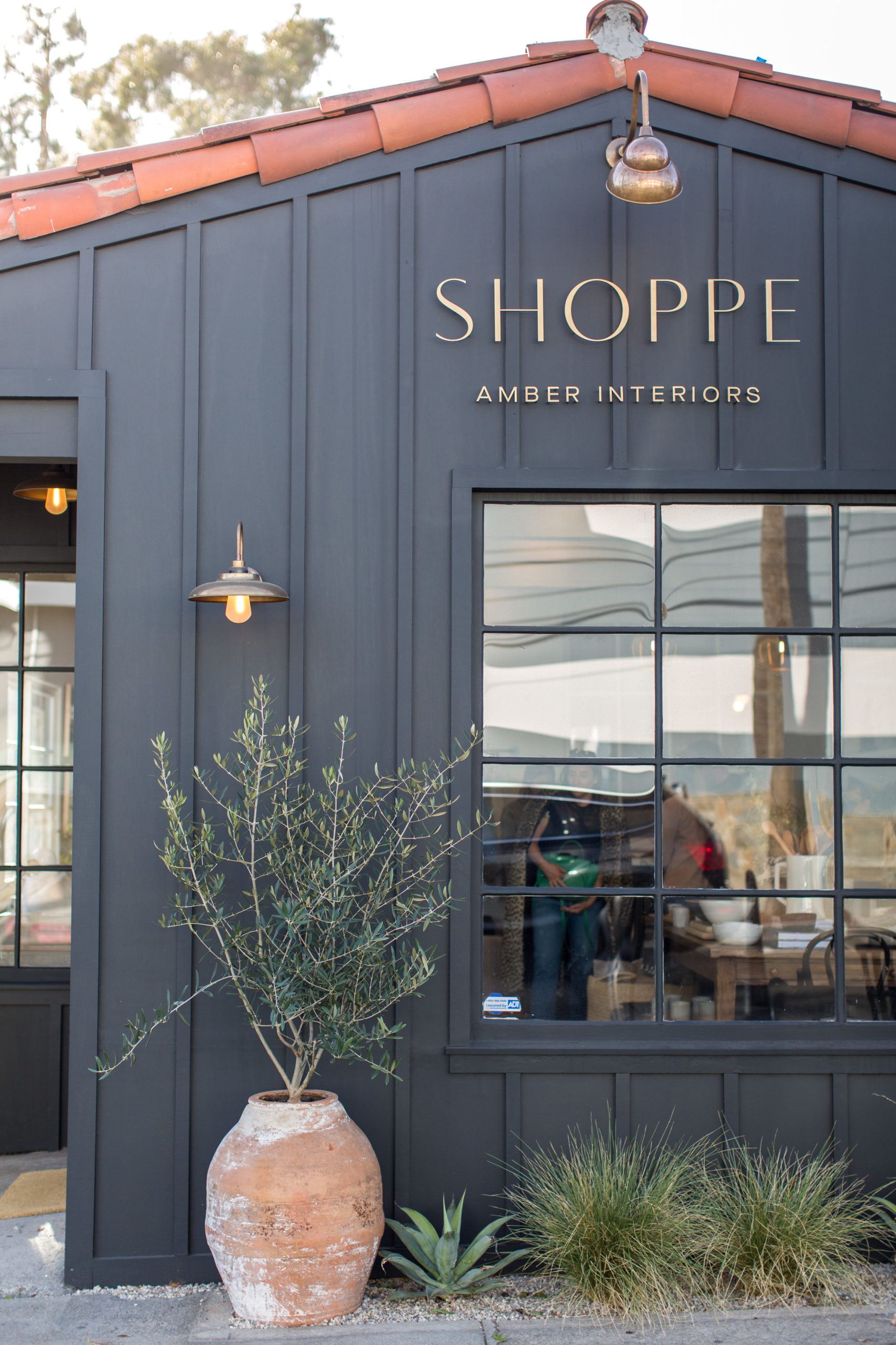 Shoppe Amber Interiors - Marisa Vitale